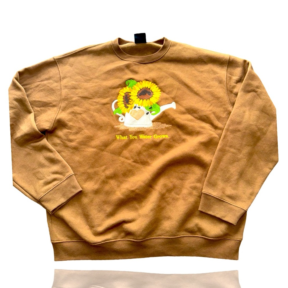 MINGA London: Women’s Oversized Embroidered Cozy Sweatshirt: SZ 8: GUC:Sundlower